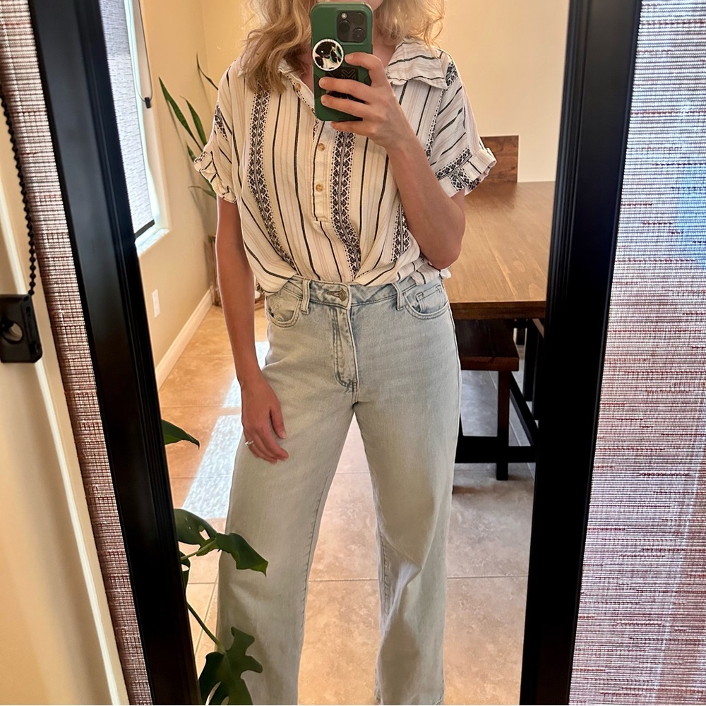 Perch by Blu Pepper White, Tan and Black Women’s Casual Blouse